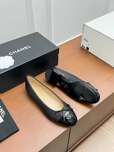 Женские кожаные балетки чёрного цвеета Chanel premium   