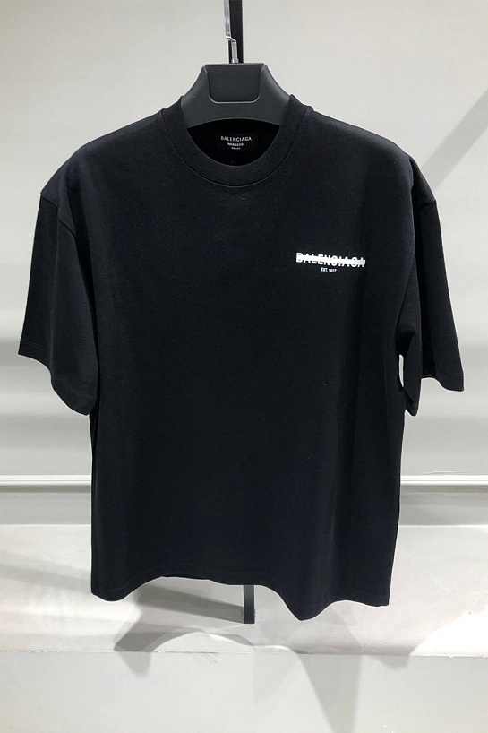 Чёрная оверсайз футболка Balenciaga Strike 1917