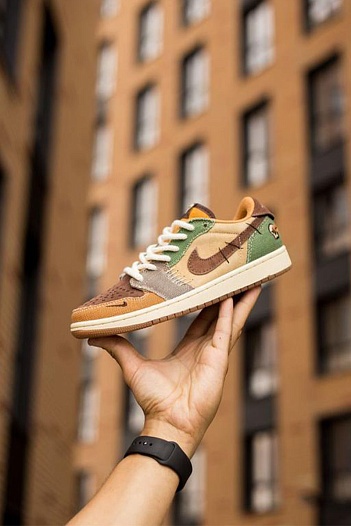 Кроссовки Nike Zion Williamson x Air Jordan 1 Low OG "Voodoo"   
