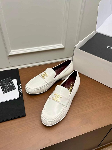Женские кожаные лоферы Chanel premium   