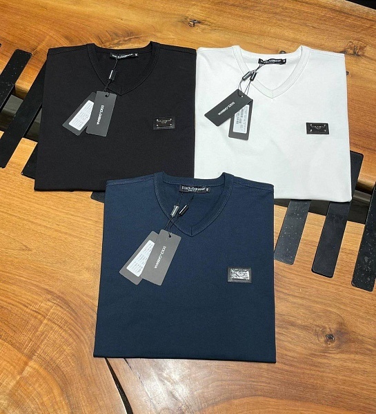 Футболка белого цвета Dolce & Gabbana V-neck