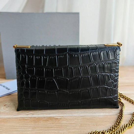 Кожаная сумка Balenciaga Triplet Crocodile-Effect 23x13 см