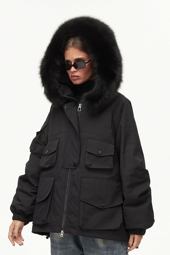 Женский чёрный пуховик с натуральным мехом Max Mara