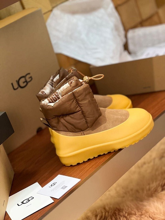 Ботинки UGG Maxi Toggle - Chestnut