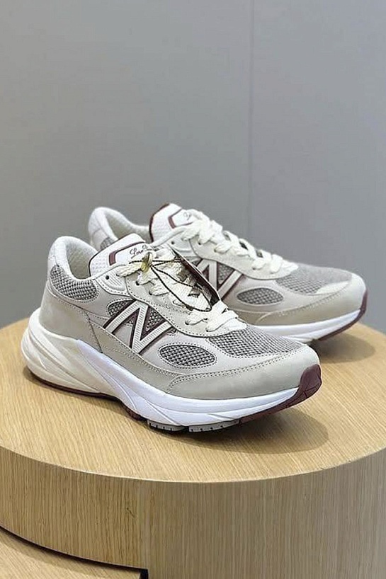 Женские кроссовки New Balance x Loro Piana 990v6 premium