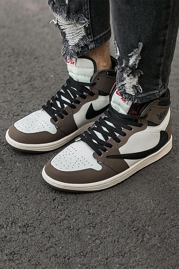 Кроссовки Nike Air Jordan 1 High x Travis Scott "Cactus Jack"   
