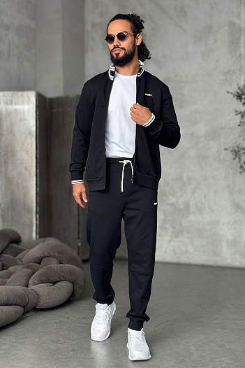 Спортивный костюм чёрного цвета Hugo Boss   