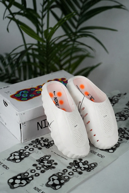 Слайды Nike Mind 001 Mules
