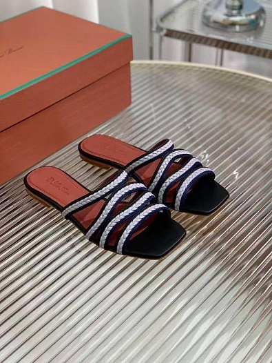 Женские кожаные шлёпанцы Loro Piana   