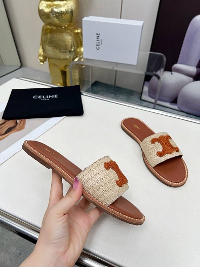 Женские шлёпанцы Celine   