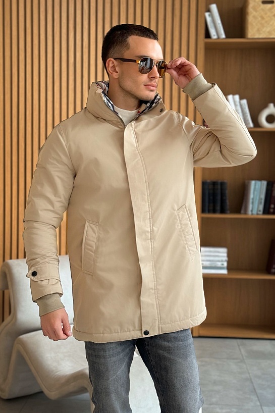 Мужское пальто Burberry бежевого цвета