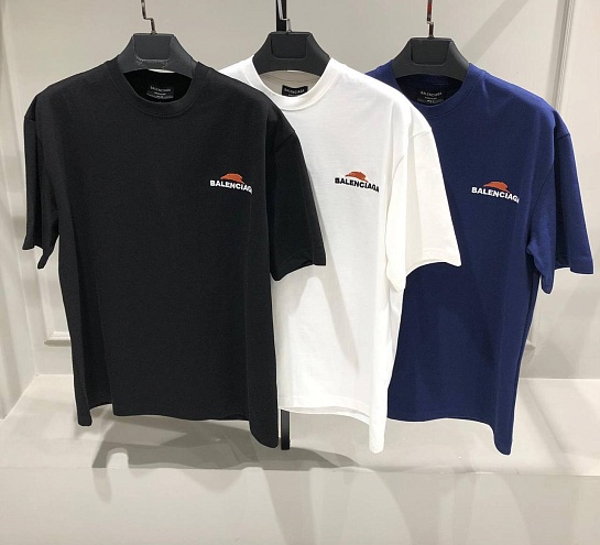 Чёрная оверсайз футболка Balenciaga Year of the Tiger