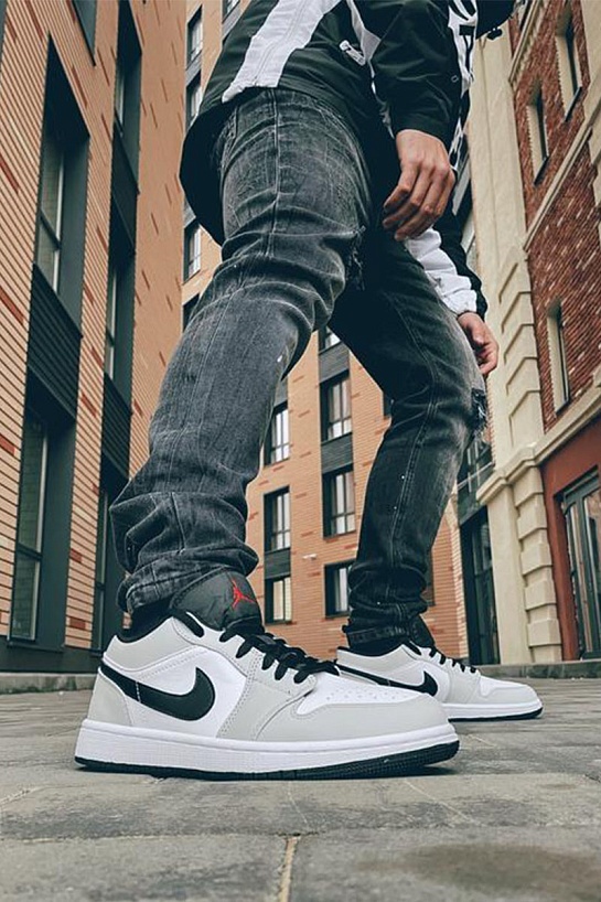 Кроссовки Nike Air Jordan 1 Low "Smoke Grey"