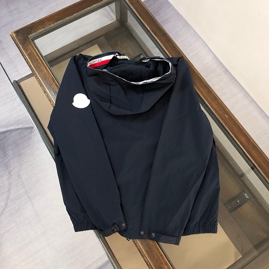 Тёмно-синяя ветровка Moncler Carles logo-patch
