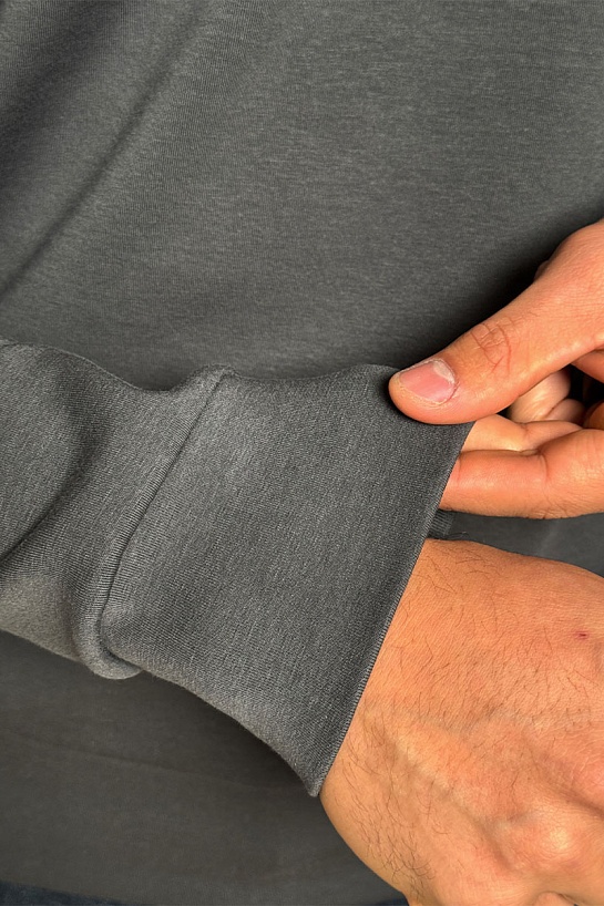 Мужской джемпер Moncler logo-patch - Grey