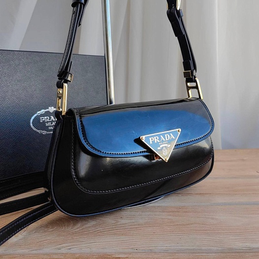 Женская сумка Prada Cleo из лакированной кожи 24x12 см (2 расцветки)   