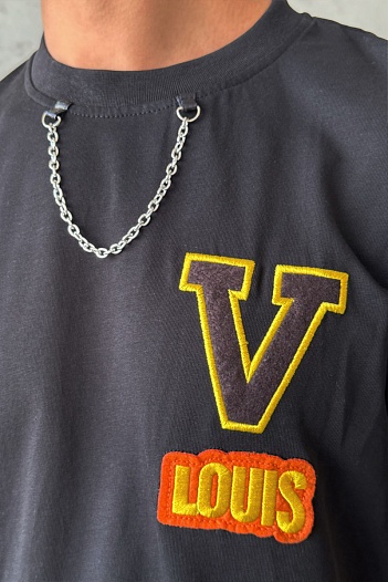 Брендовая оверсайз футболка Louis Vuitton чёрного цвета   
