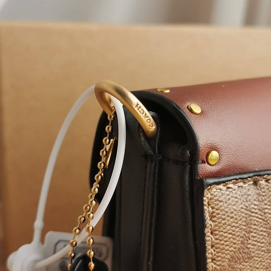 Женская кожаная сумка Coach Georgie 27x15 см