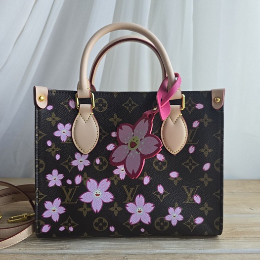 Кожаная сумка Louis Vuitton x Takashi Murakami OnThe Go 24x20 см   