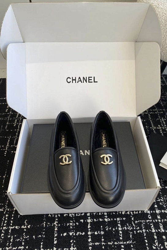 Женские кожаные лоферы с мехом Chanel Premium - Black