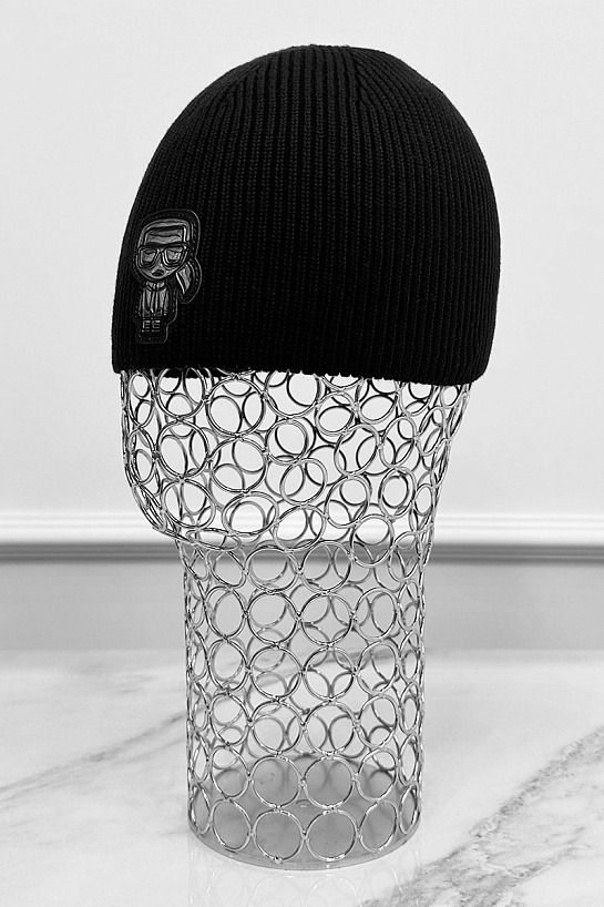 Мужская шапка чёрного цвета Karl Lagerfeld logo-patch