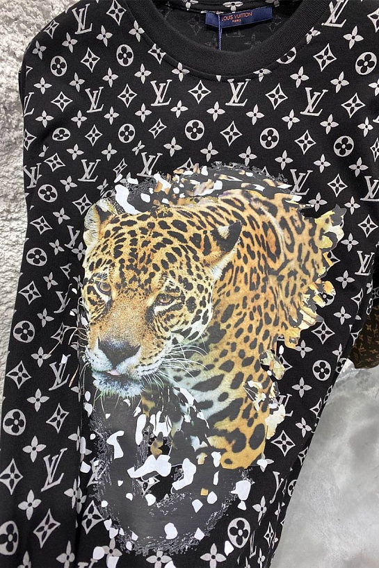 Чёрная оверсайз футболка Louis Vuitton Monogram All-over Tiger