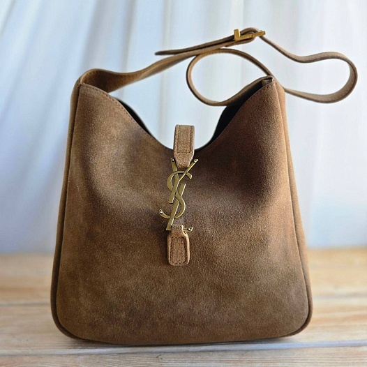 Женская замшевая сумка Yves Saint Laurent 27x23 см   