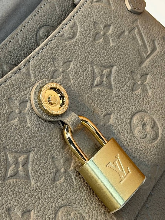 Кожаная сумка Louis Vuitton Anytime Flap premium 29.5x18.5x9.5 см