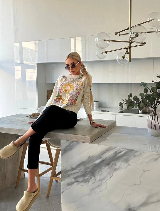 Женский белый свитер Dior