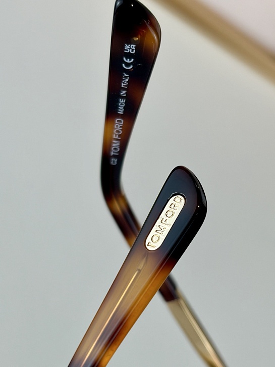 Солнцезащитные очки Tom Ford Tara