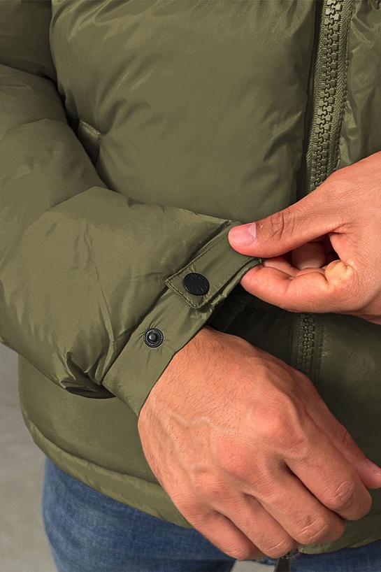 Мужская куртка Moncler зелёного цвета