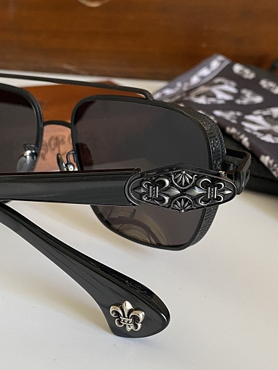 Солнцезащитные очки Chrome Hearts   