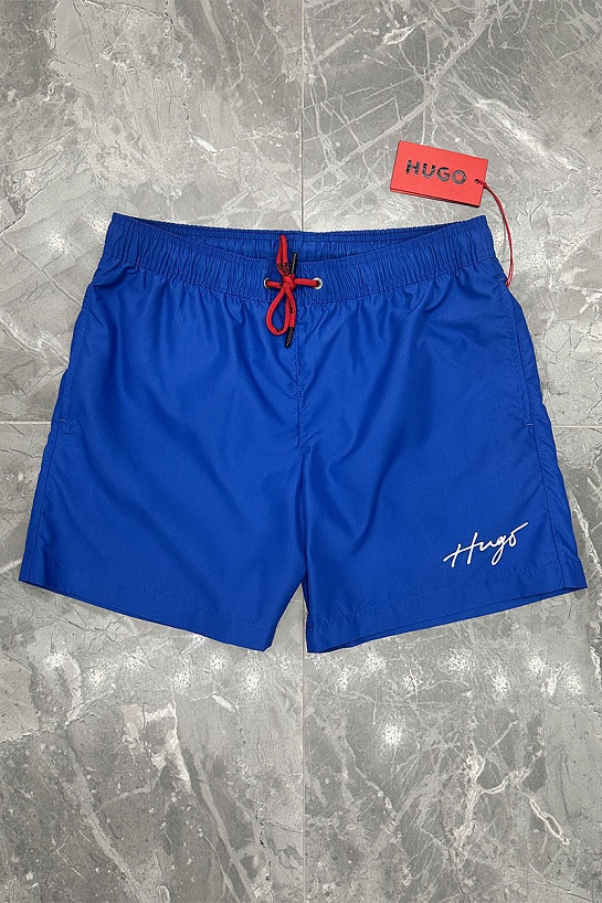 Мужские шорты Hugo Boss синего цвета
