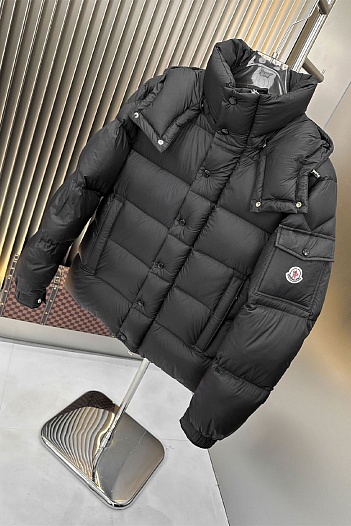 Мужской чёрный пуховик Moncler Vezere   
