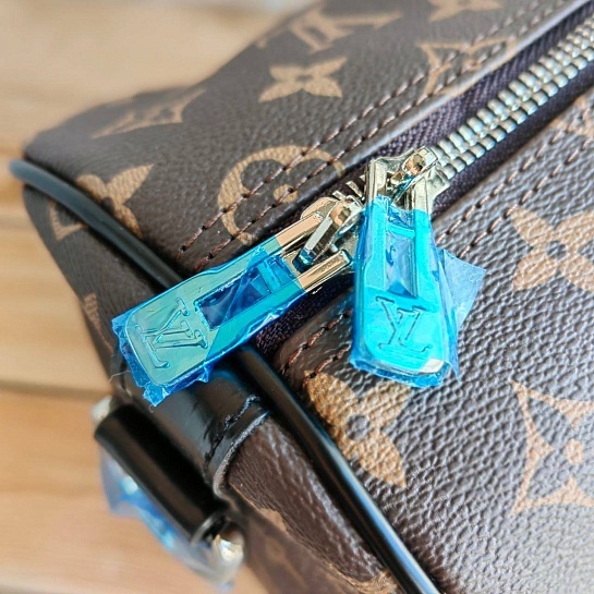 Кожаная дорожная сумка Louis Vuitton Keepall 45x27 см