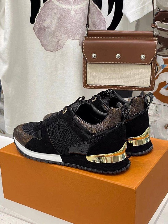 Женские кожаные кроссовки Louis Vuitton Neo Run Away premium