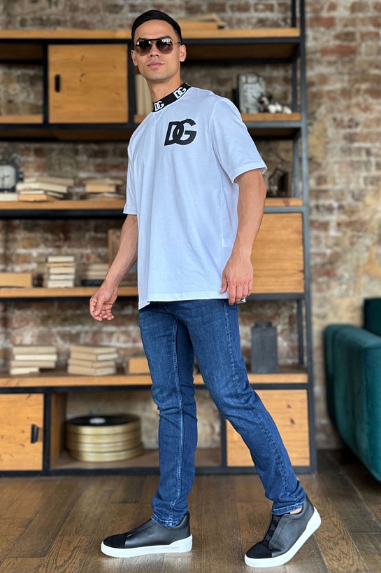Мужские тёмно-синие джинсы Hugo Boss slim fit