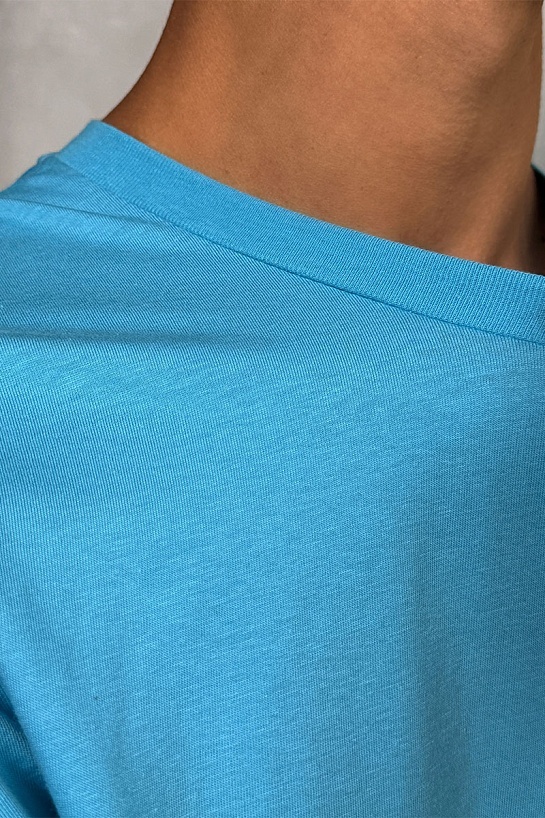 Голубая оверсайз футболка Givenchy embossed logo