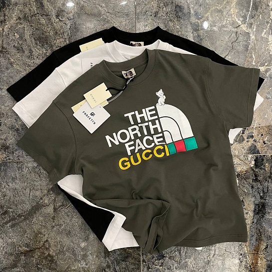 Зелёная оверсайз футболка Gucci x The North Face Collaboration