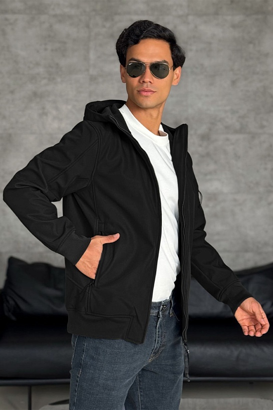 Чёрная ветровка C.P. Company Pro-Tek lens detail