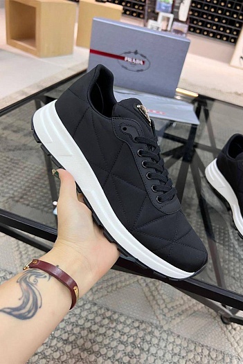 Мужские кроссовки Prada logo-plaque - Black / White   