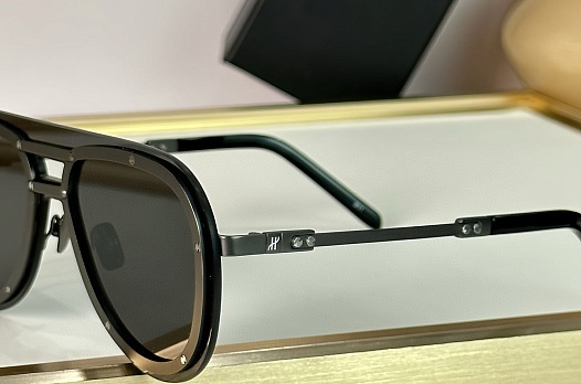 Солнцезащитные очки Hublot Polarised - Silver / Green   