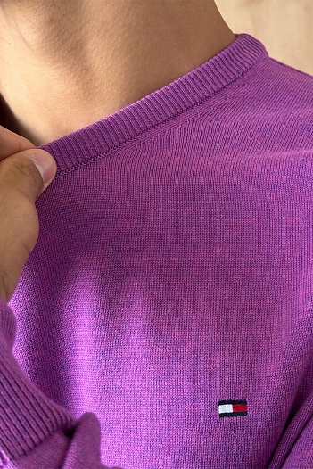 Мужская кофта Tommy Hilfiger фиолетового цвета logo-embroidered   