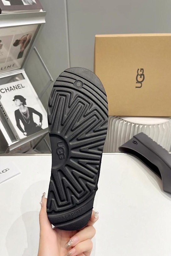 Ботинки с мехом UGG Classic Mini Lace-Up - Black