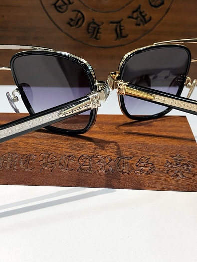 Солнцезащитные очки Chrome Hearts Aviator   