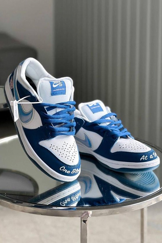 Кроссовки Nike SB Dunk Low "Born x Raised"