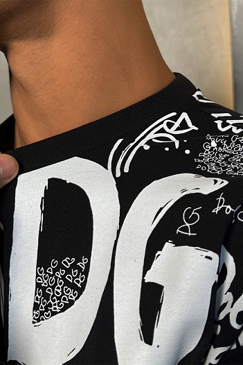 Чёрная оверсайз футболка Dolce & Gabbana graffiti-print   