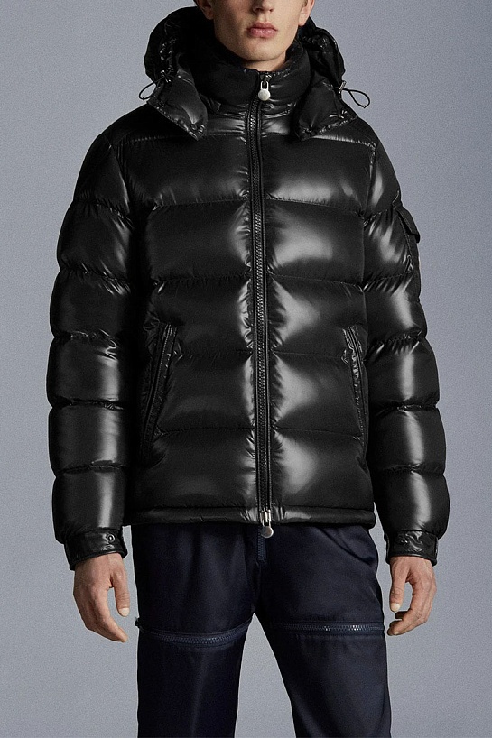 Мужская куртка с матовым эффектом чёрного цвета Moncler Maya Short