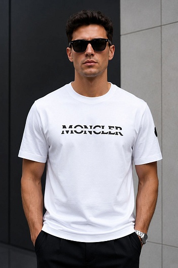 Мужская футболка Moncler белого цвета   