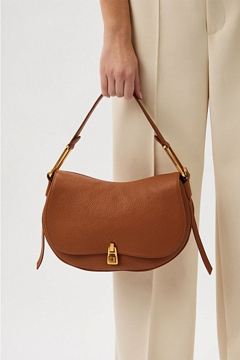 Кожаная сумка Coccinelle Magie 28x18 см   